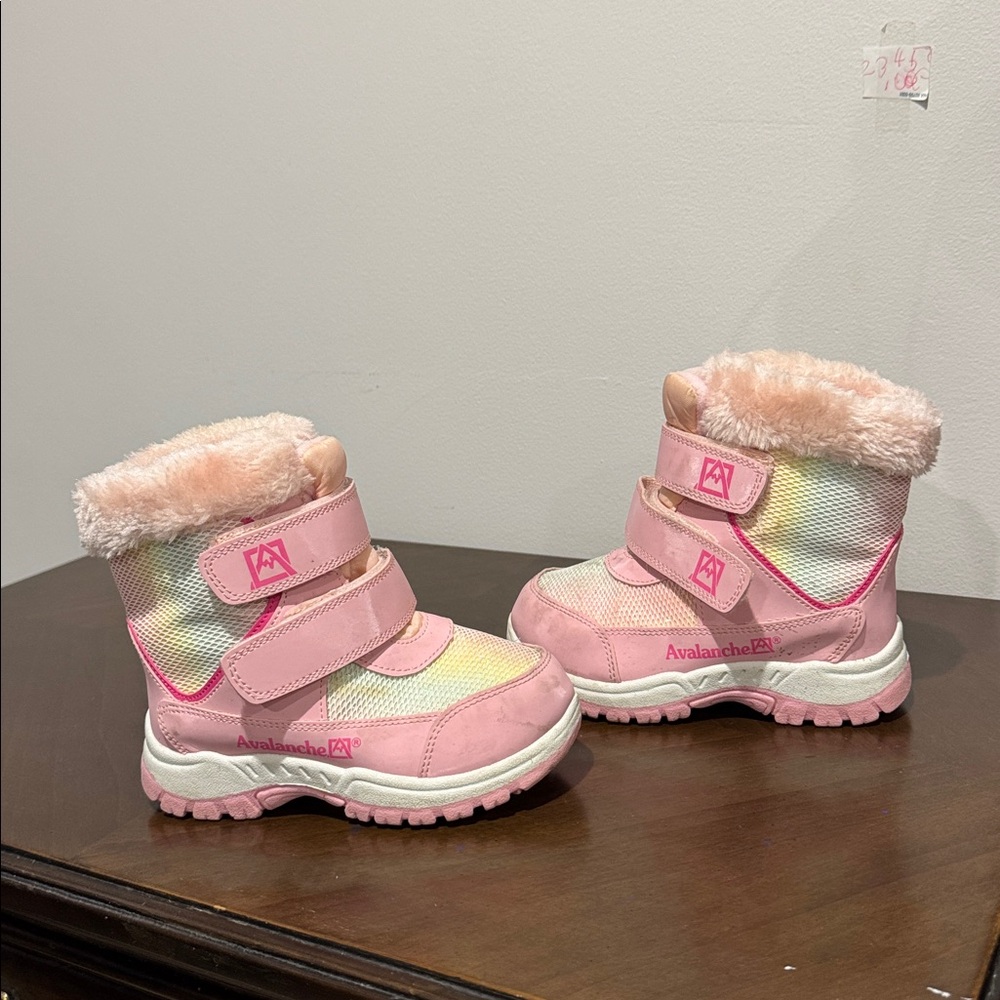 Avalanche Kids Pink and Rainbow Snow Boots size10